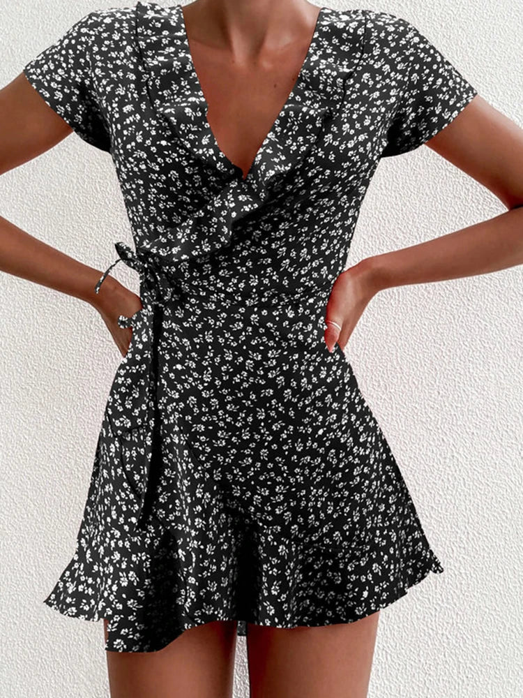 Robe Florale Portefeuille Chloe Amawinc Avec Ceinture Ajustable Et Volants Délicats Pour Été
