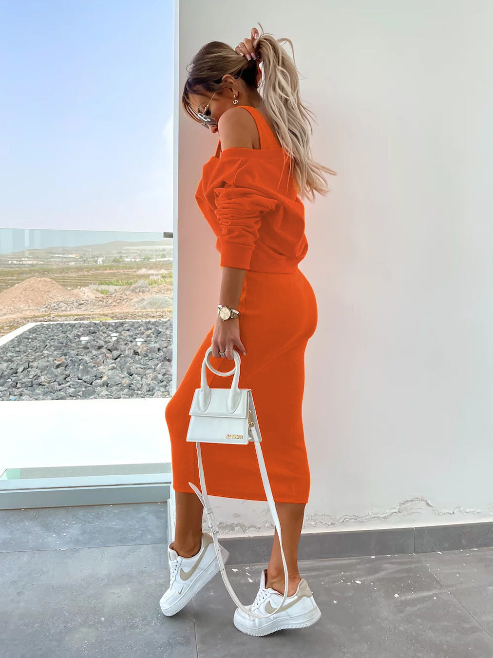 Robe Femme Sans Manches Midi À Maille Côtelée Élastique Avec Col En V Élégante Et Polyvalente