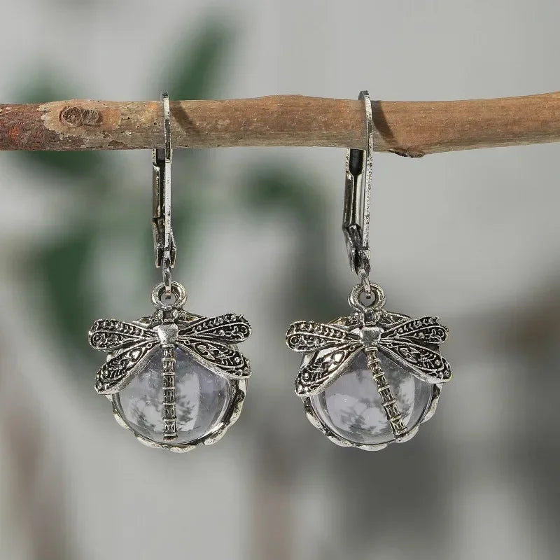 Boucles D Oreilles Libellule Antique En Laiton Avec Cabochons Cristal Bleu Pâle Et Crochet Doré
