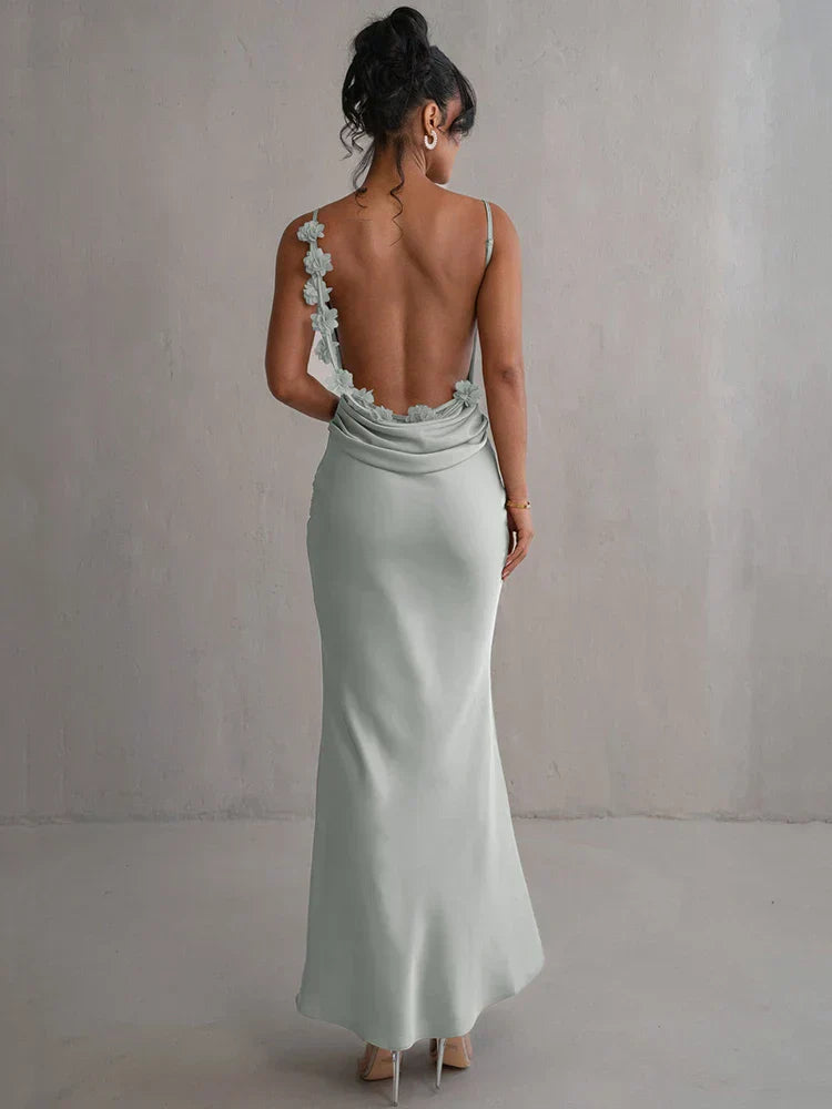 Fudus Langarm-Blumenkleid mit offenem Rücken