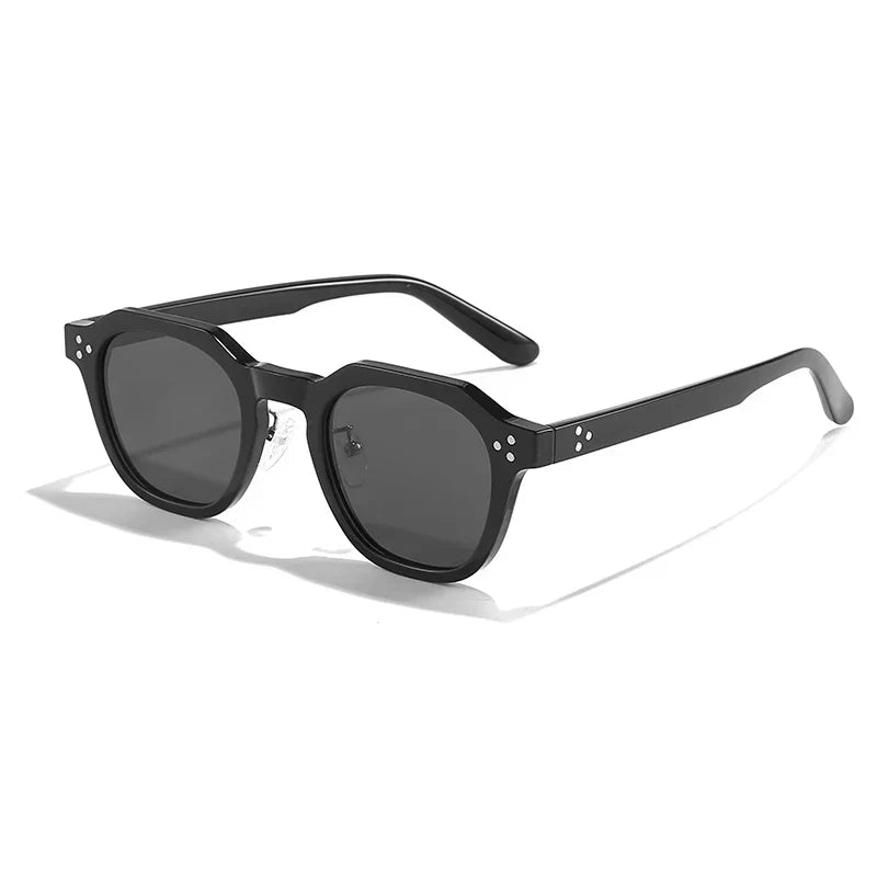 Meris Lunettes De Soleil Rétro Avec Protection UV Et Couleurs Audacieuses Montures Durables