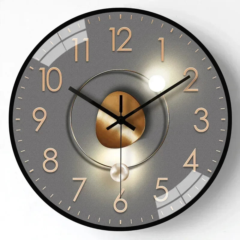 Horloge Murale Moderne En Verre Et Métal Avec Finition Dorée Et Cadran Dégradé Et Repères Minimalistes