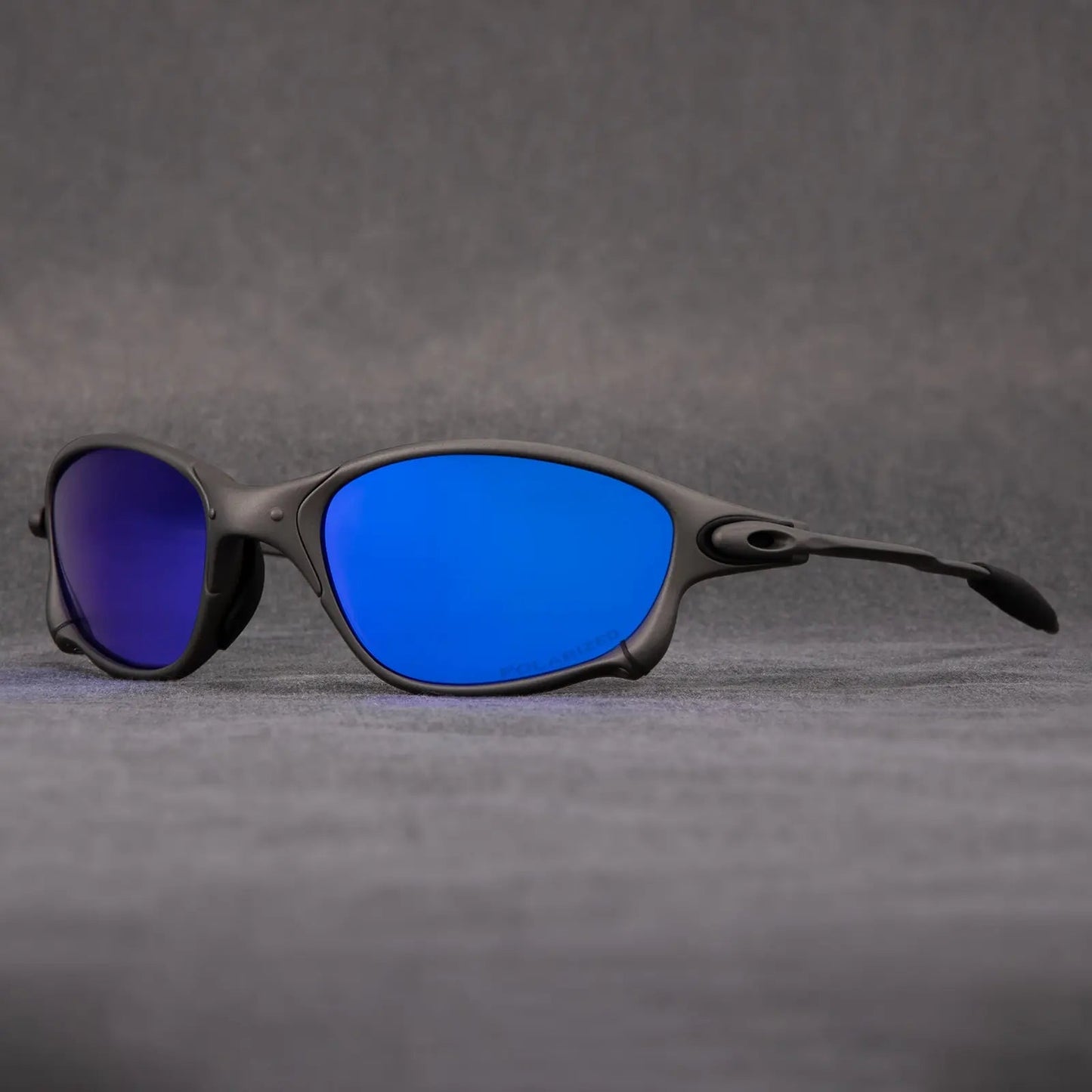 Lunettes De Soleil Polarisées Skyline Avec Montures Noires Mat Et Lentilles Polarisées UV400