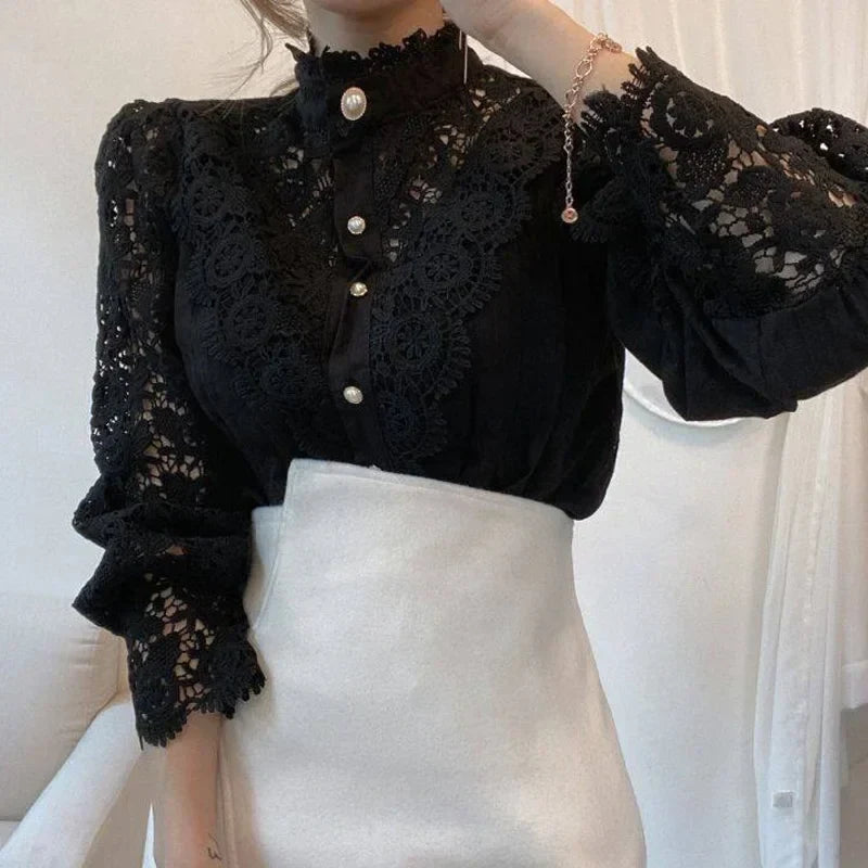 Blouse En Vionté Avec Dentelle Ouverte Respirante Et Col Perlé Détails Manches Bouffantes Été Charme Parisien
