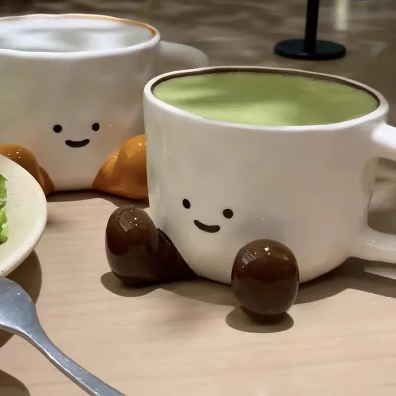 Tasse Céramique Smiley Mellow Émaillée À La Main Avec Charme En Forme De Jambes Ludiques