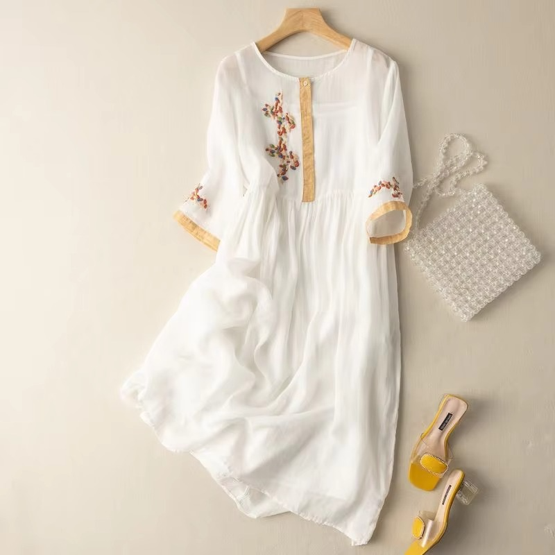  - Amawinc