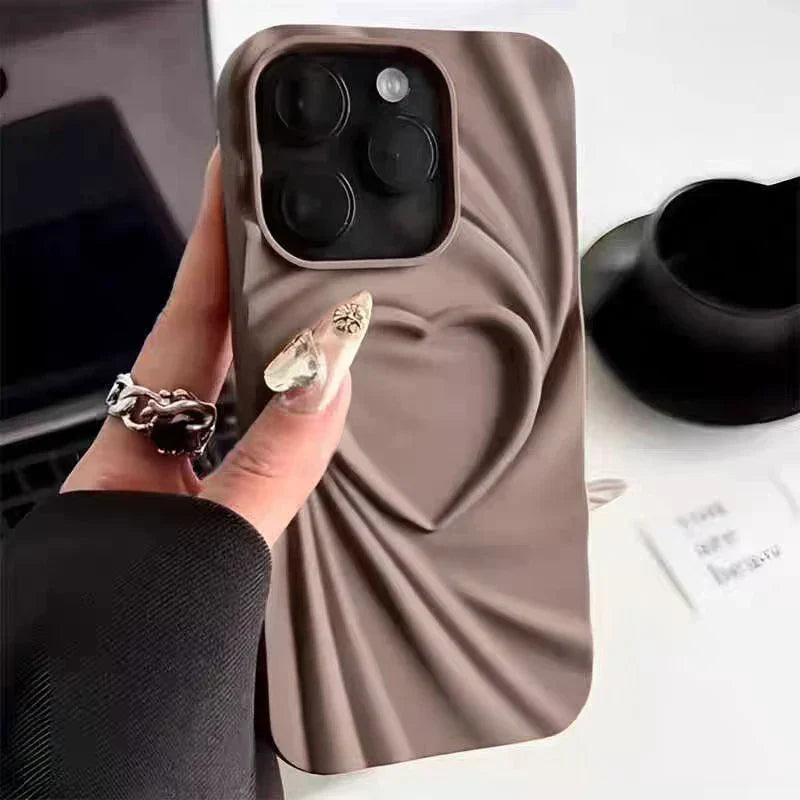 Coque iPhone 3D Cœur Plié En Silicone Mat Doux Protection Complète Profil Ultra Fin