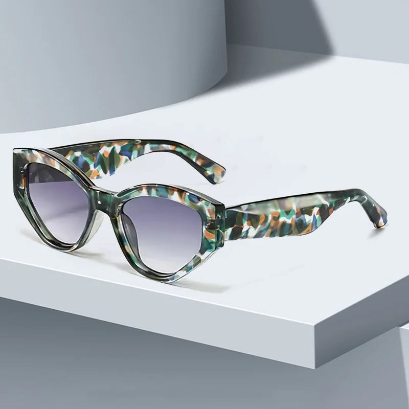 Lunettes de Soleil Sable Curve Cat Eye Acétate Brillant Protection UV400 pour un Style Audacieux