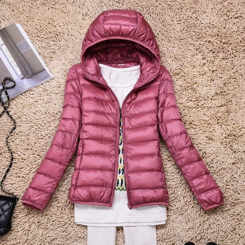 Doudoune Femme Matelassé Légère Coupe Tailorée Longueur Hanche Avec Capuche Nordisk Flair