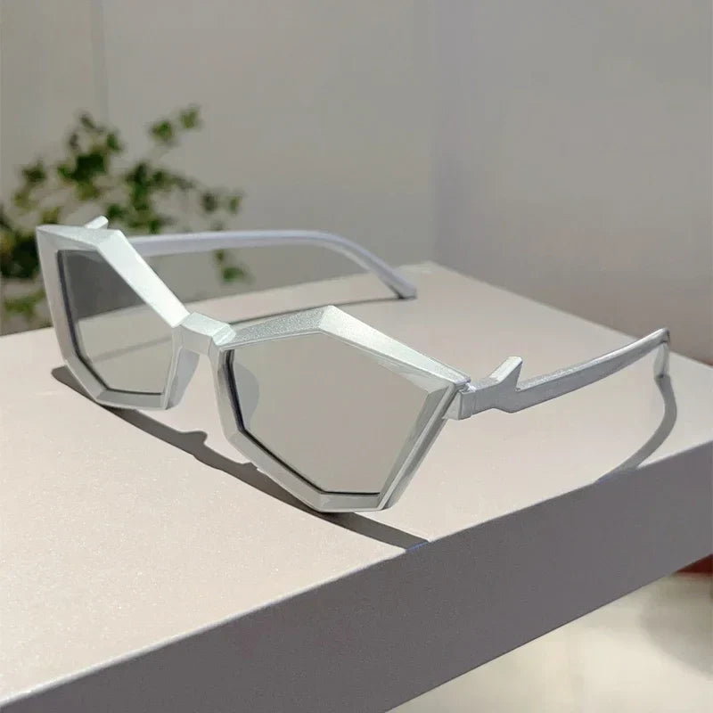 Lunettes de Soleil HexaVision Futuristes avec Design Hexagonal Punk et Protection UV Anti Reflets