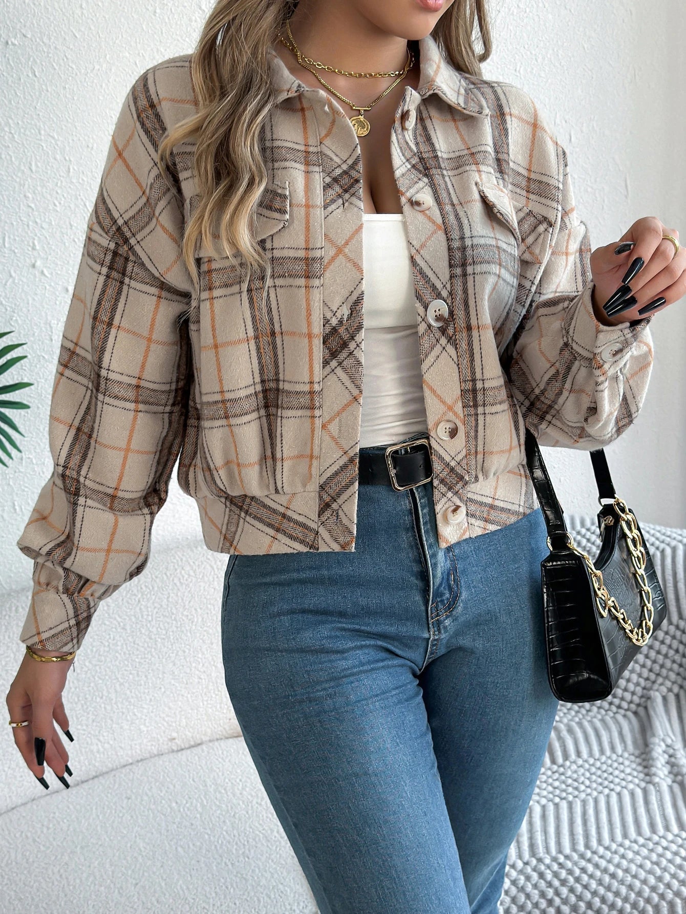 Veste Courte À Carreaux Tissu Brossé Chaude Avec Manches Drapées et Boutons En Corne Moderne