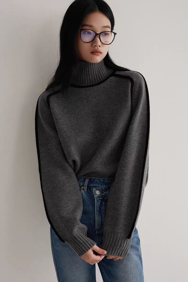 Pull Col Roulé Rosalia En Maille Douce Avec Surpiqûres Contrastées Pour Style Moderne Et Superposition Quotidienne