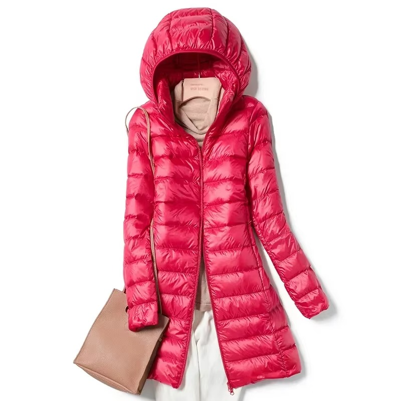 Parka Longue Féminine Légère à Capuche en Duvet Coupe Slim Chaude Élégante et Chic