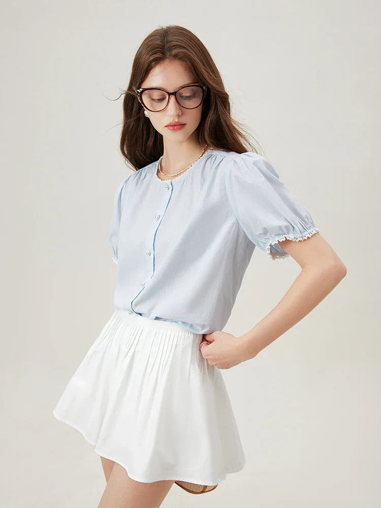 Blouse en Coton Twill Amélie Violette Charme Vintage Col Côtelé et Manches Côtelées Perles Blanches