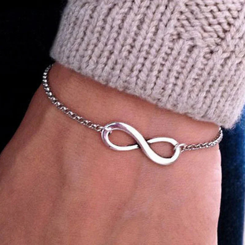 Bracelet Éternel Infini Evana Or Jaune Ou Argent Résistant Au Tarnissement Élégant Et Raffiné