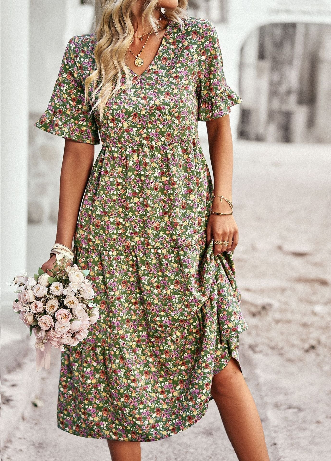 Eraliza Blumen-Midikleid