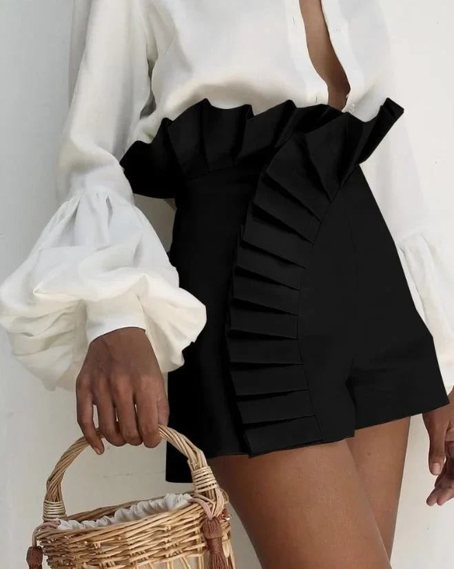 Shorts Plissés à Taille Haute Aria avec Drapé Doux et Volants Déployants pour Silhouette Élégante