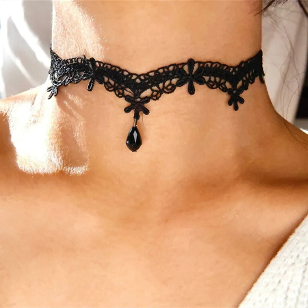 Choker Gothique En Dentelle Avec Pendentif Coeur Et Perles Longueur Réglable Confort Sans Pression