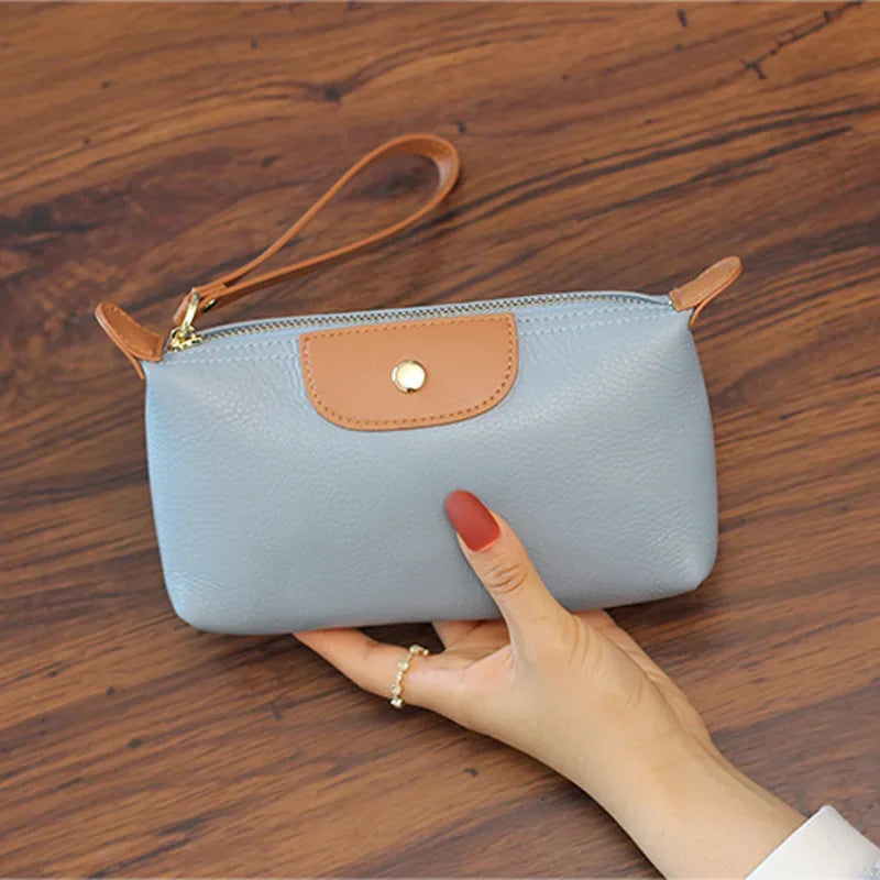 Pochette Anne En Cuir Végan Durable Avec Fermeture Éclair Compacte Et Élégante Pour Déplacements Quotidiens