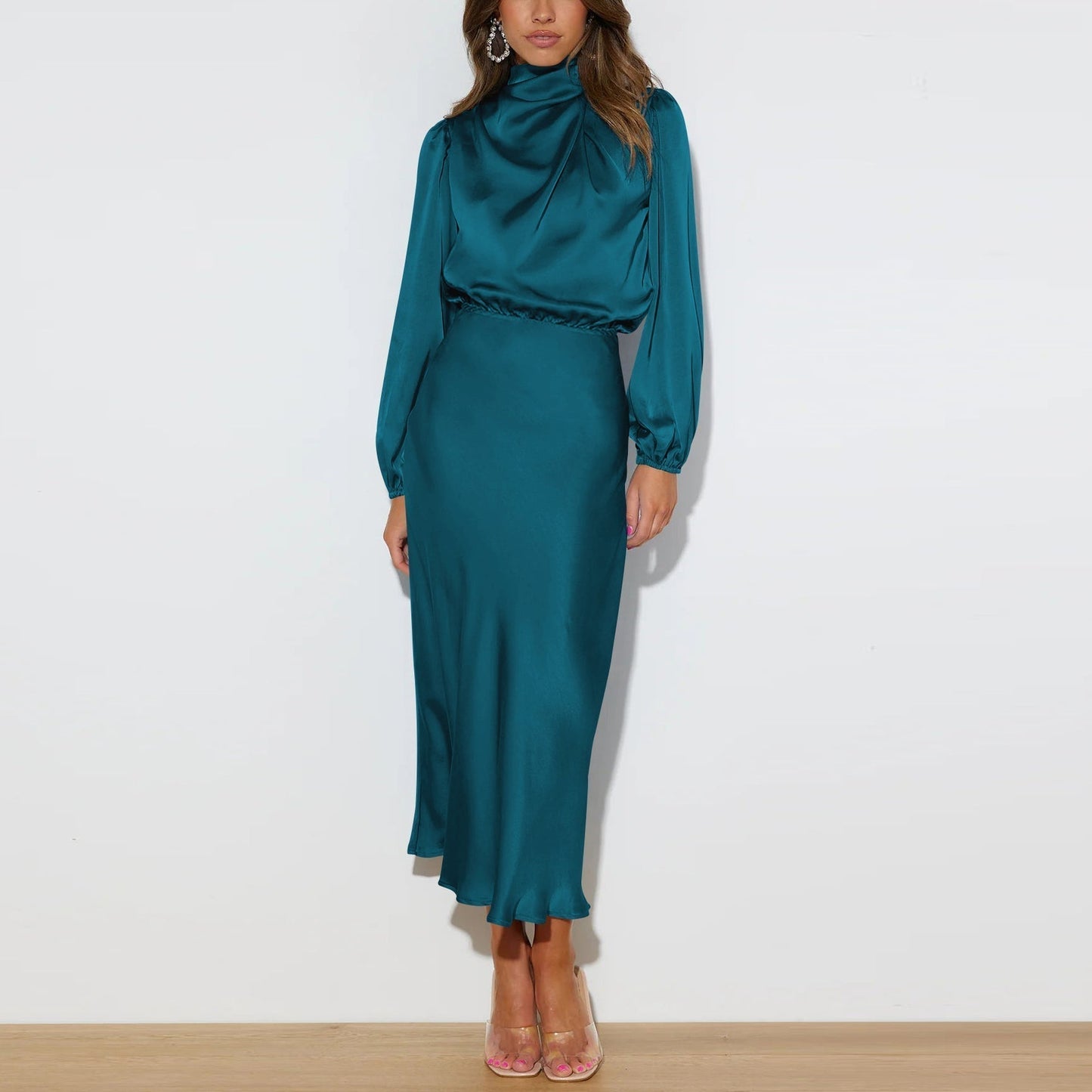 Lena: Elegantes Kleid mit langen Ärmeln