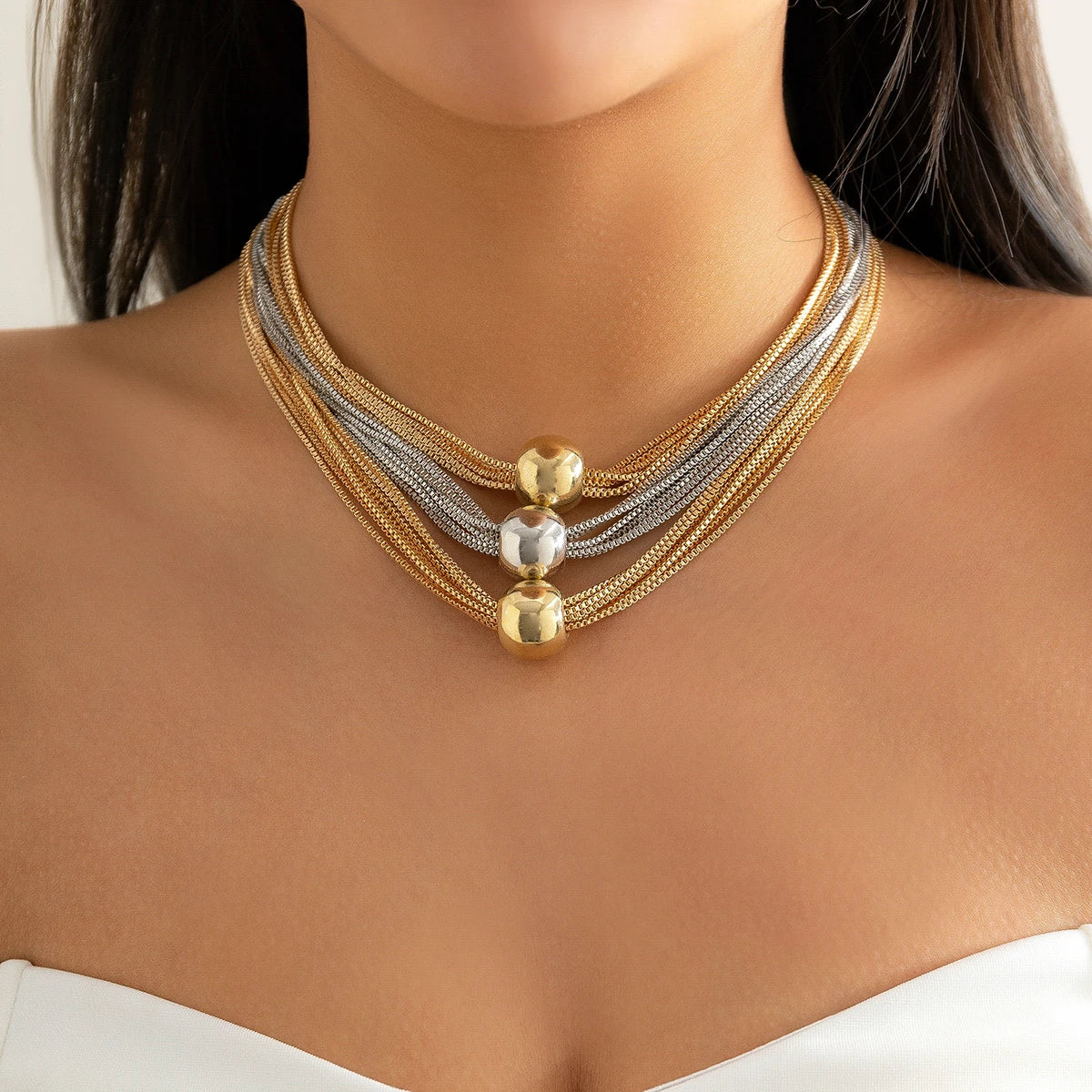 Collier Nocturne Drapé Or Liquide Trois Couches Élégance Cascade Vintage Inspiré