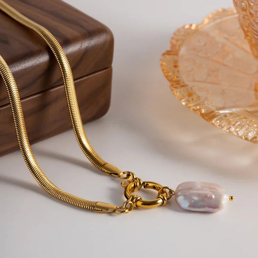 Elysian Baroque Pearl Necklace - Amawinc