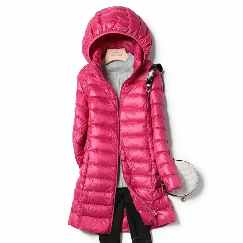Parka Longue Féminine Légère à Capuche en Duvet Coupe Slim Chaude Élégante et Chic
