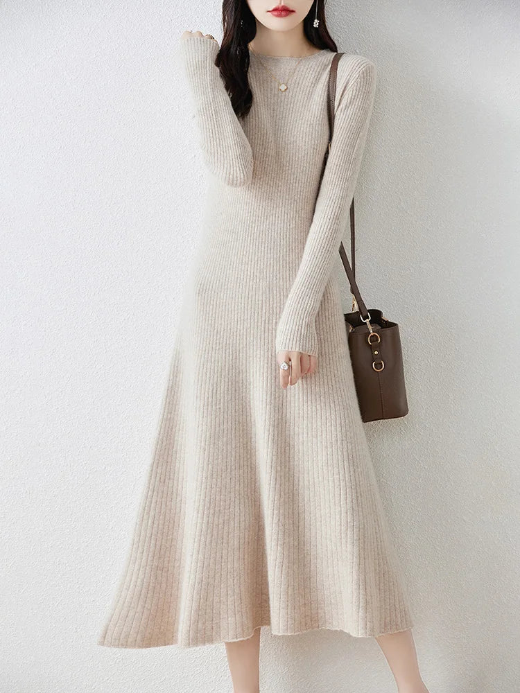 Robe En Laine À Manches Longues Camilla Amawinc Minimaliste Et Chaleureuse Pour Le Jour Et La Nuit