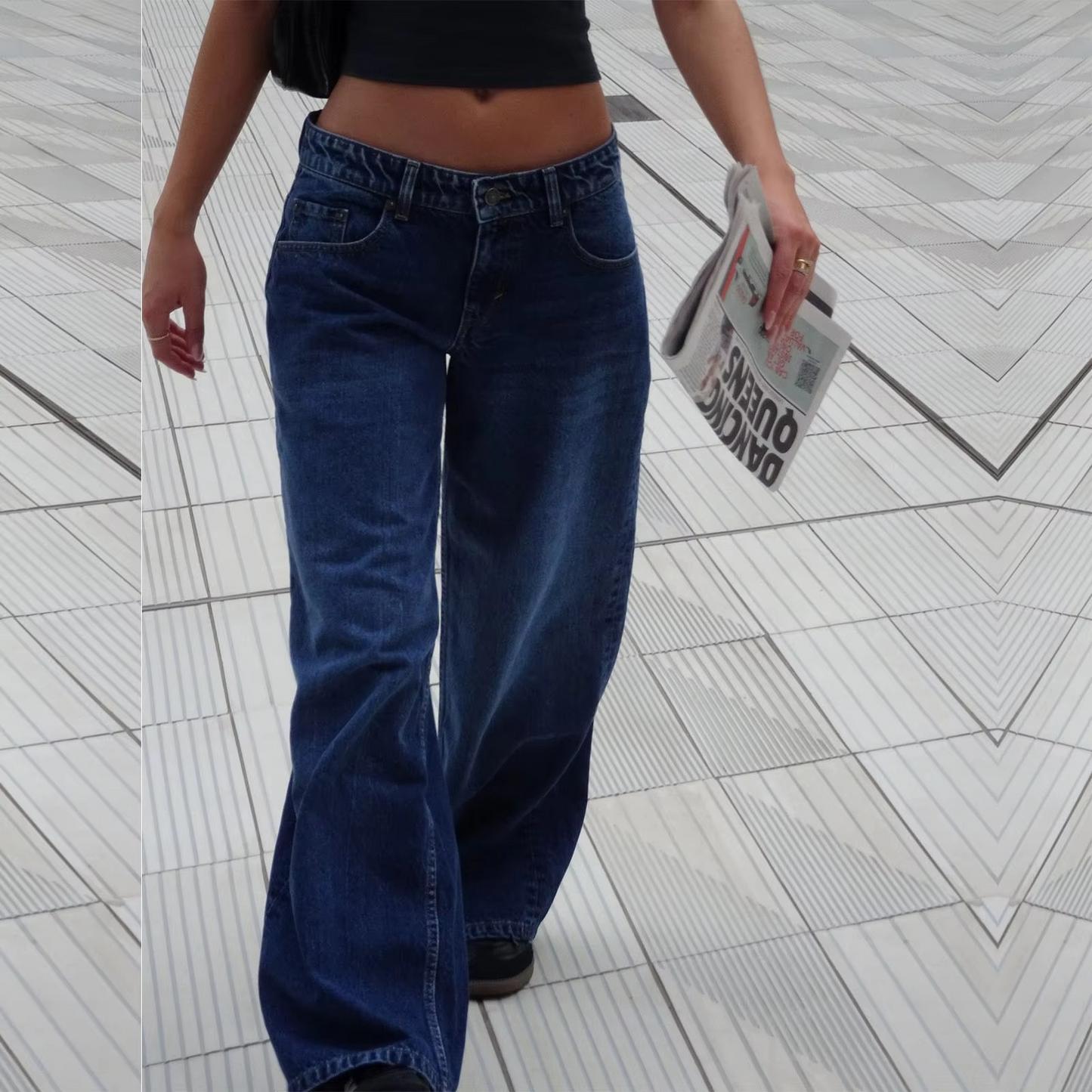 Jean Femme À Taille Moyenne Coupe Droite Vintage Lavé Pour Femmes Confort Durable Et Style Quotidien