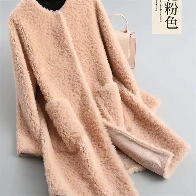 Manteau Cardigan Femme Mi-Long En Fausse Fourrure D’Agneau Peluche Hiver 2025 Pour Une Élégance Quotidienne