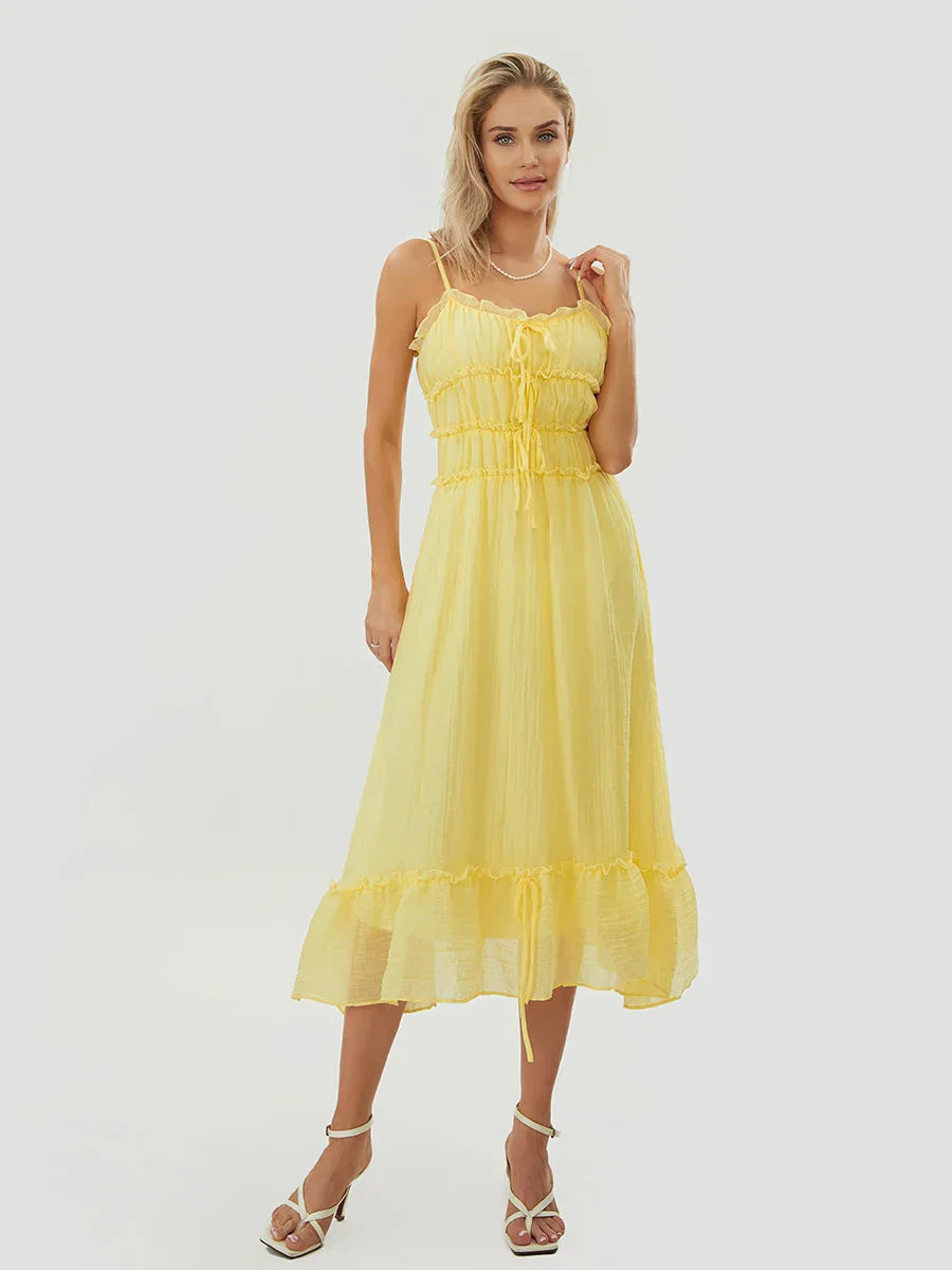 Robe Clementine à Lacets Fronces et Volants Léger Silhouette Féminine pour Été et Journées Chaudes