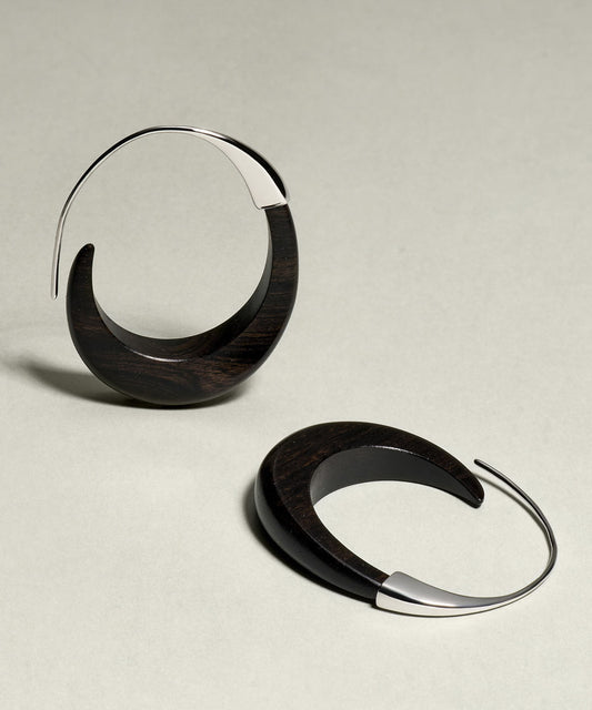 Boucles d'oreilles créoles simples en argent sterling noir et bois de santal - Amawinc