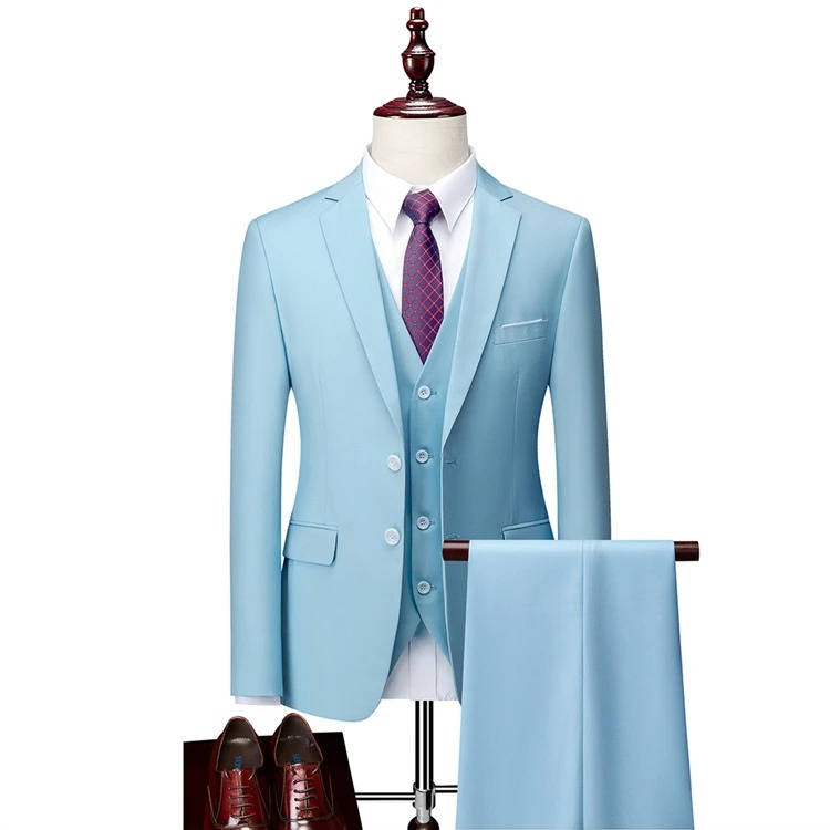 Smoking Trois Pièces Classique Avec Gilet Pour Mariages Et Événements Professionnels