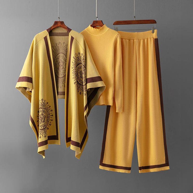 Ensemble Tricot 3 Pièces Sofia Amoretti Avec Kimono Cardigan Élégant Pull À Col Haut Et Pantalon Large Bord Noir