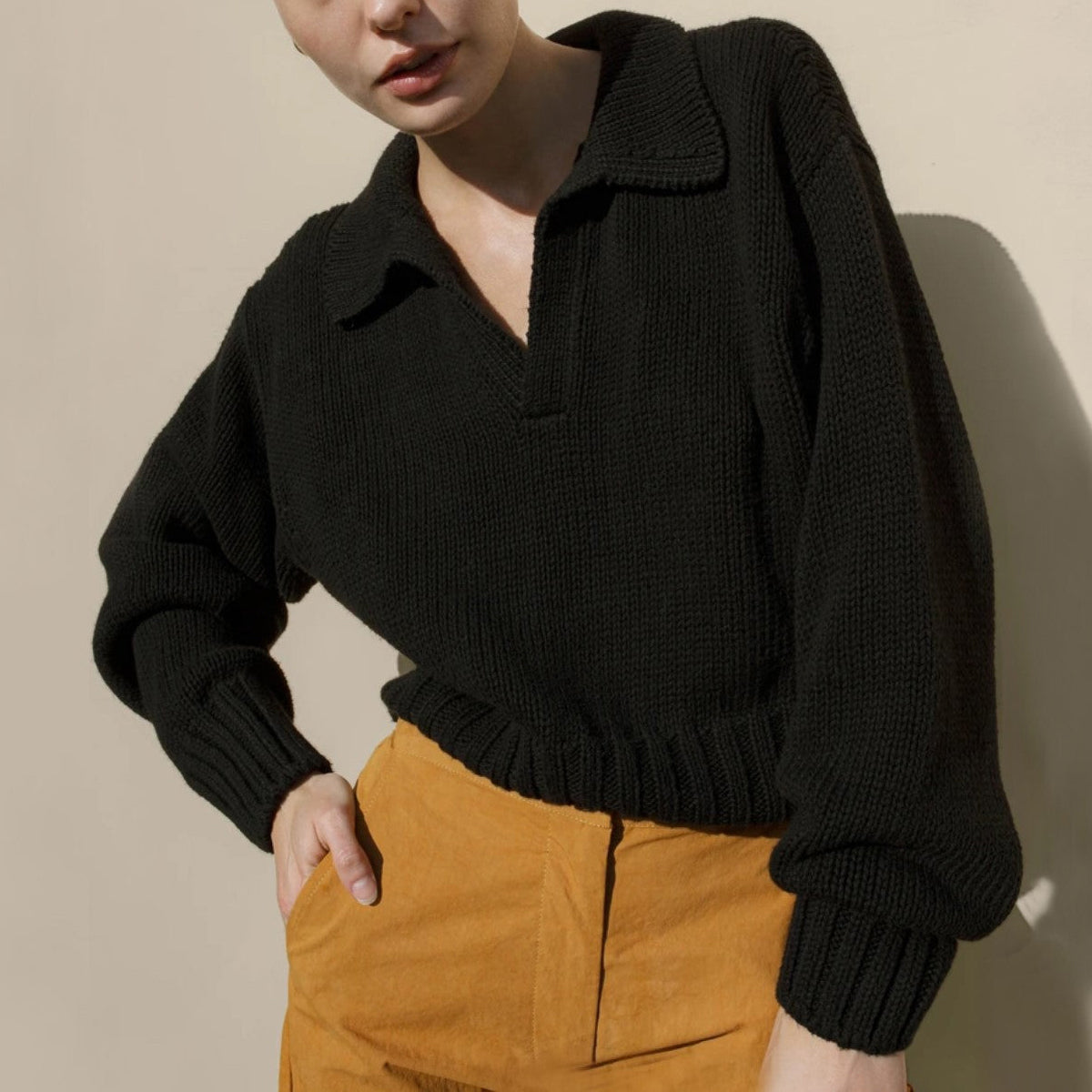 Pull Tricot Ample Avec Col En Revers Sofia Amoretti Allure Design Irrégulier En Coton Élasthanne