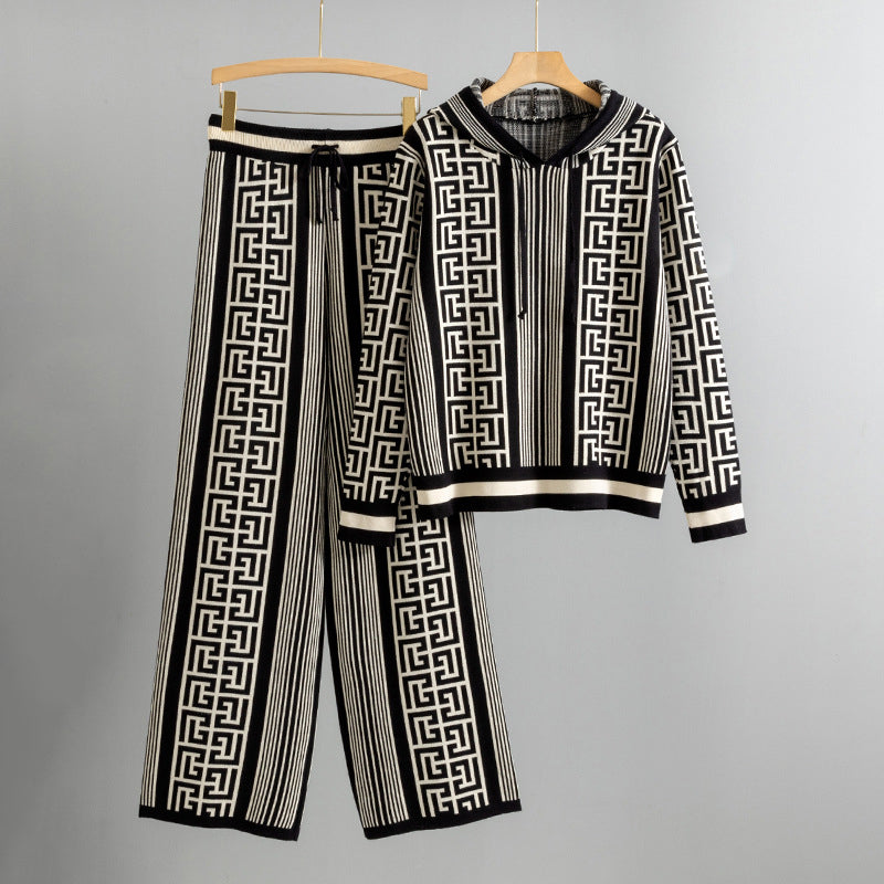 Sofia Amoretti Ensemble Tricot Tendance Avec Capuche Pantalon Motif Meander Confortable Et Moderne