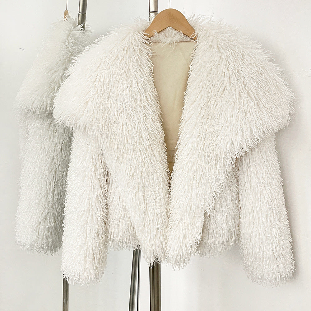 Manteau En Faux Fourrure Boucles Cozy Sofia Amoretti Éthique Pour Femme Élégant Doux Et Chaud Pour Hiver