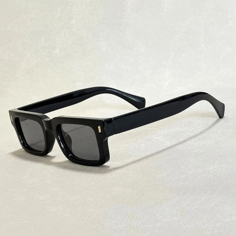 Sole Nero Lunettes de Soleil Vintage à Monture Audacieuse Protection UV400 et Style Classique