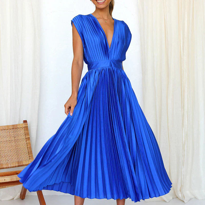 Solveig: Damenkleid mit Rüschen