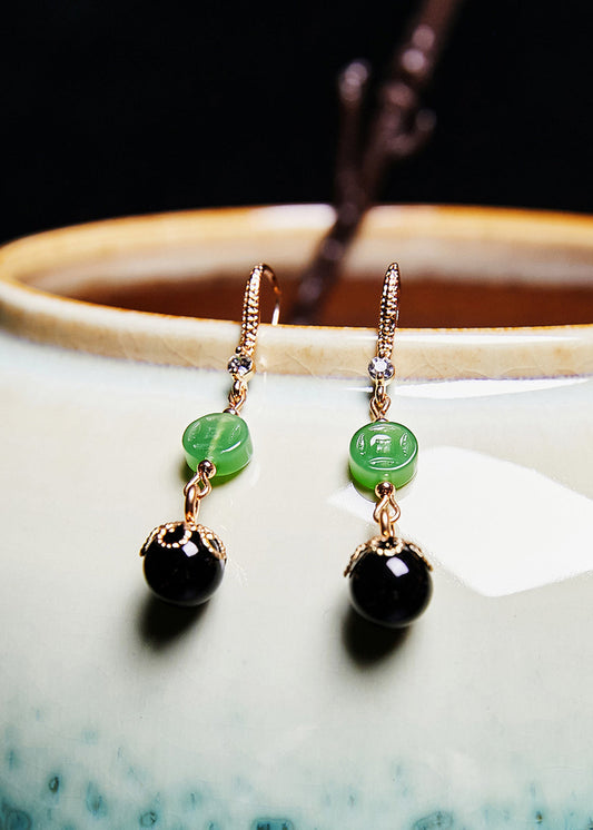 Style Boucles d'oreilles pendantes en jade avec pampilles en agate noire - Amawinc