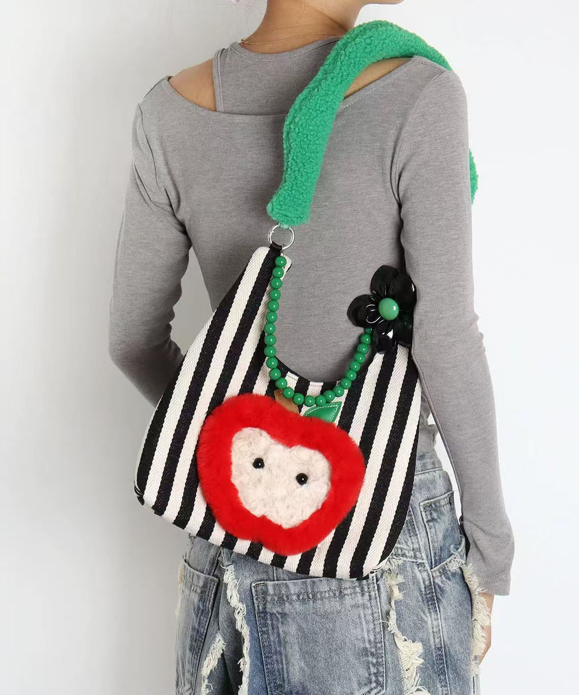 Sacs à bandoulière élégants en toile patchwork à rayures noires et pommes - Amawinc