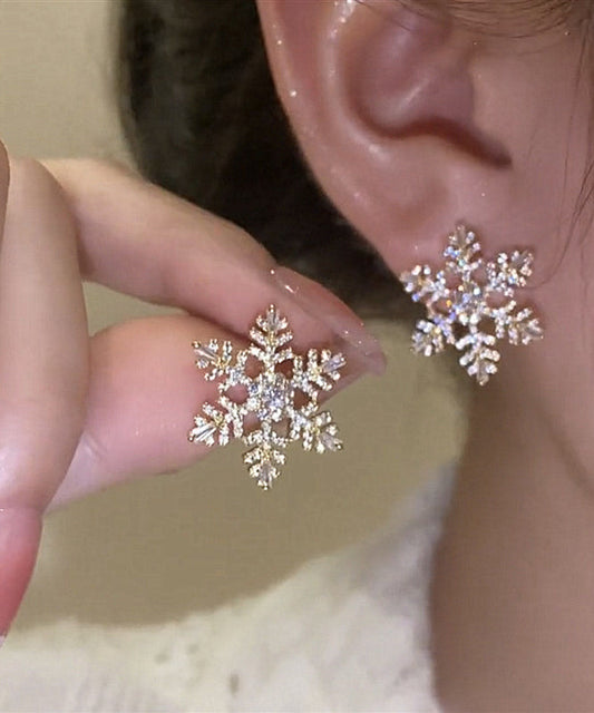 Boucles d'oreilles à tige élégantes en alliage d'or et zircon en forme de flocon de neige - Amawinc