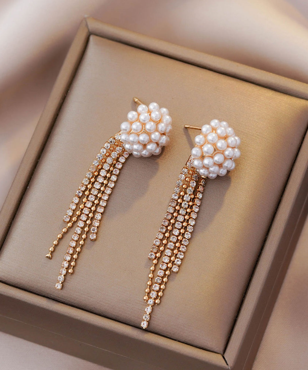 Boucles d'oreilles pendantes élégantes en or, argent et argent avec perles surdorées - Amawinc