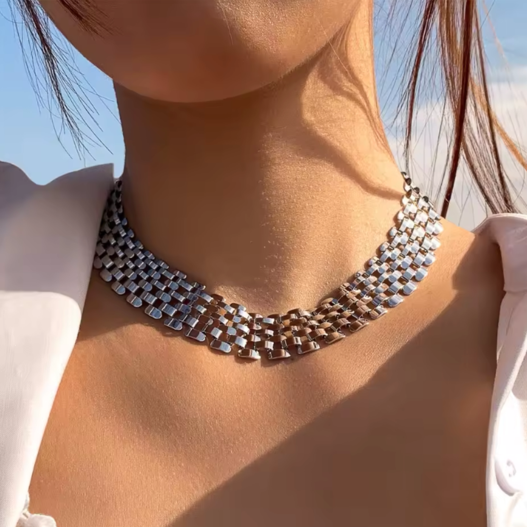 Astrid Mesh-Style Necklace - Amawinc