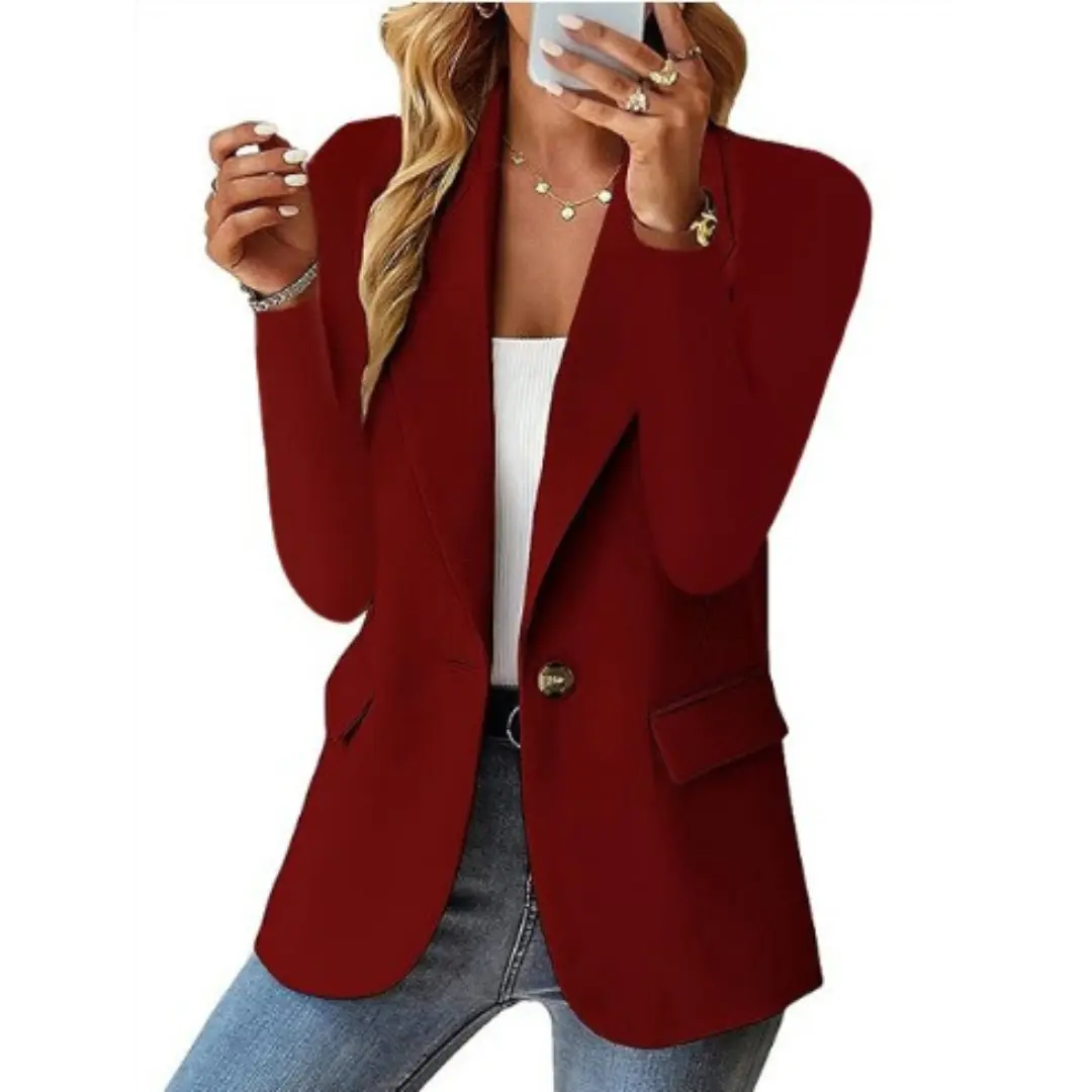 Blazer Noir Sur Mesure Pour Femmes Élégance Sans Effort Et Style Polyvalent Pour Bureau Et Soirée
