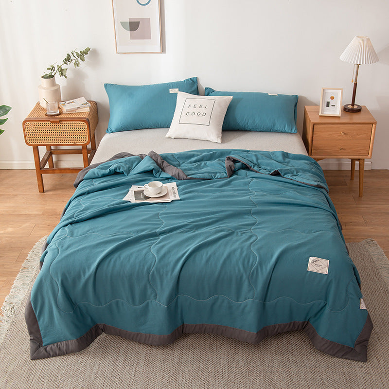 Couette Minimaliste En Coton Respirant Avec Motif Cousu Pour Sommeil Frais Et Détente