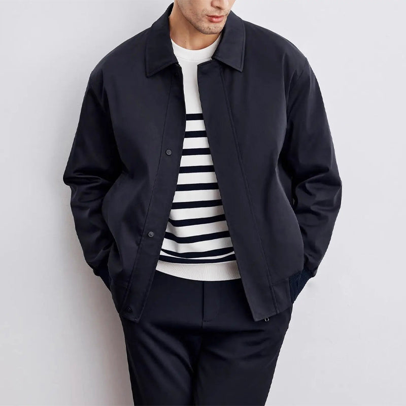 Veste Bomber En Polyester Premium Theodore Willow Lecco Avec Col Revers Et Design Minimaliste En Bleu Marine Beige Noir