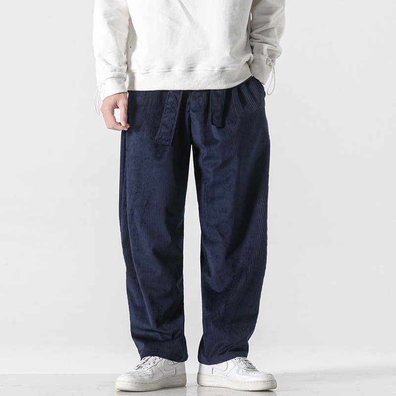Pantalon Velours Côtelé Tom Bennett Avec Taille Ajustable Et Coupe Décontractée Pour Confort Tout Au Long De La Journée
