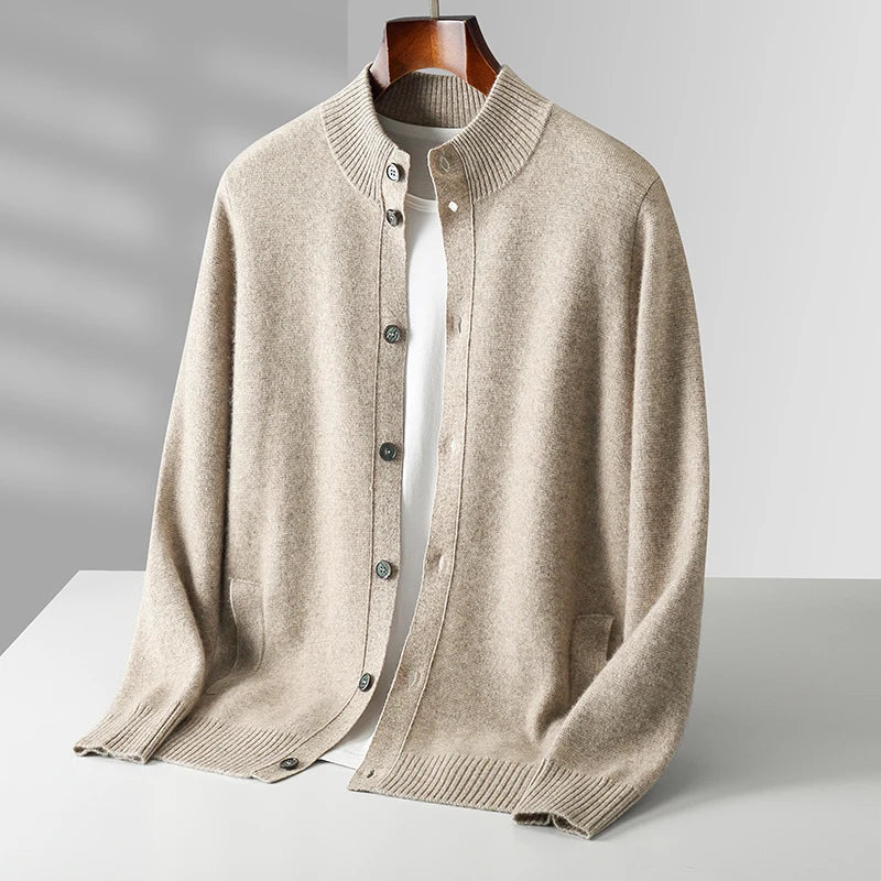 Trevani Cardigan En Cachemire Minimaliste Avec Col Montant Et Boutons Tonaux Pour Un Look Élégant