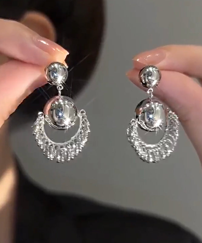Boucles d'oreilles pendantes uniques en argent et soie Stergild - Amawinc